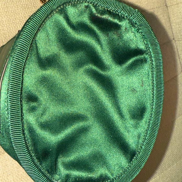 Velvet Gucci Marmont Bucket Bag - Picture 5 of 10
